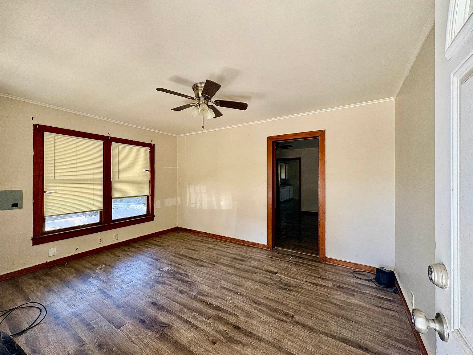 1 bed, 1.0 bath, 600 sqft, $650 — Photo 2
