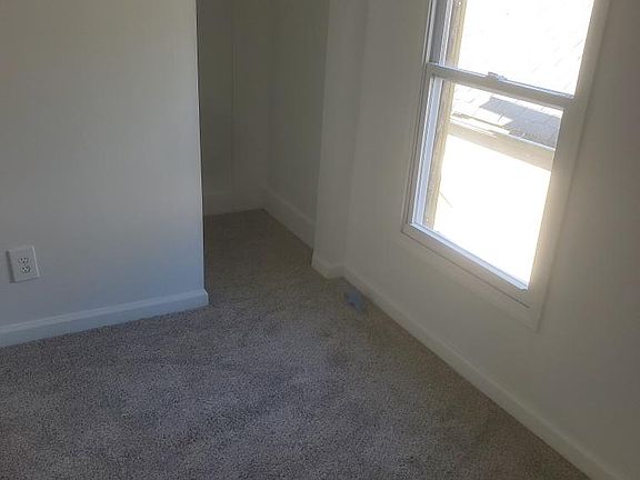 4th image of 1863 Lexington Ave