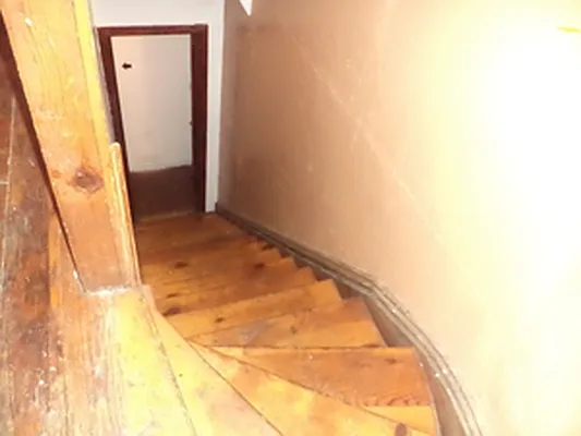 Rented by RES New York | media 11