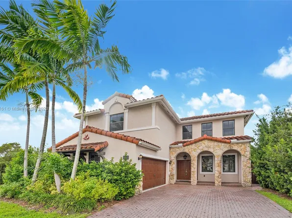 810 NW 104th Ave, Miami, FL 33172