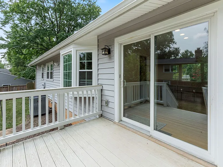 1731 Tamerisk Ct — Photo 45