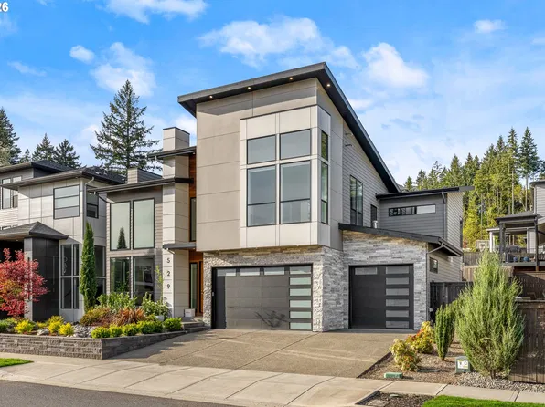 529 NE Province Dr, Camas, WA 98607