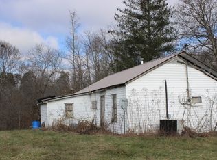 6952 McCormick Ridge Rd, Whitleyville, TN 38588