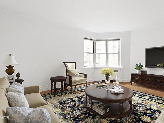 2nd image of 120 Bennett Ave APT 5P