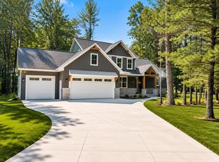 1232 Thayer Trl, Oneida, WI 54155