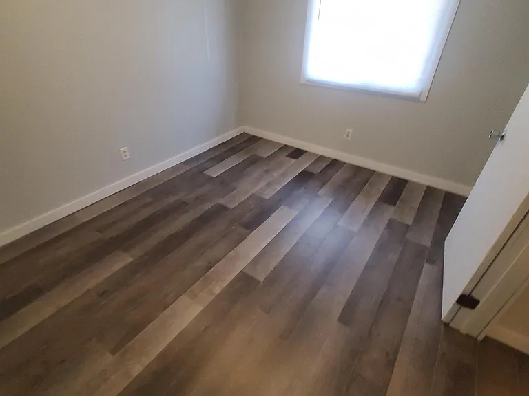 1719 La Crescent St #149 — Photo 8