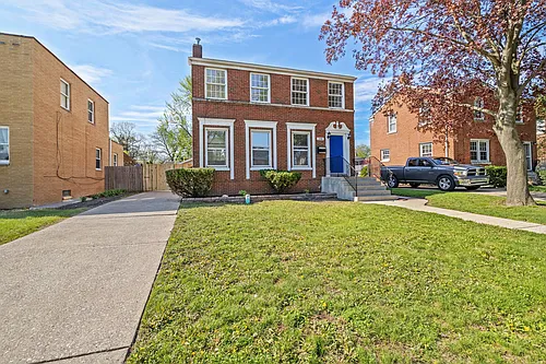 248 Adelaide Pl Photo 1