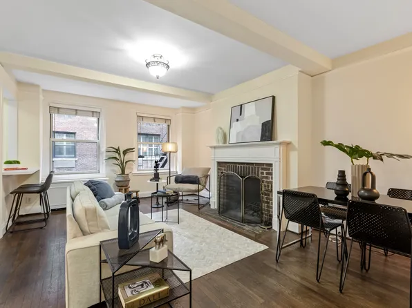 434 East 52nd Street image 1 of 9