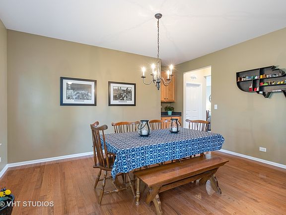 5th image of 1574 S Falcon Dr