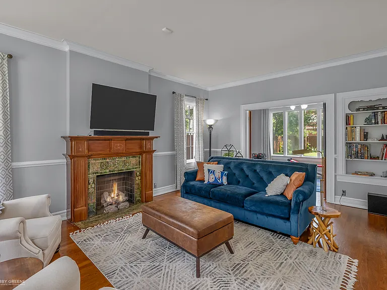 539 Atkins Ave — Photo 16