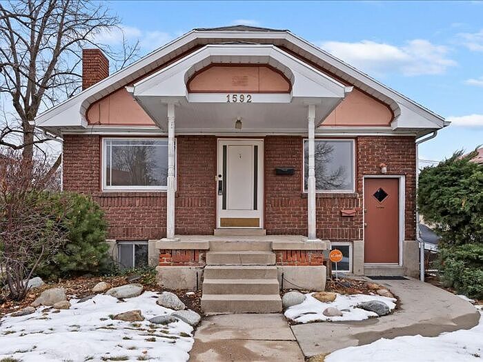 1st image of 1590 S Laird Ave #1592
