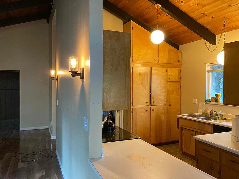 5310 Davenport Rd — Photo 3