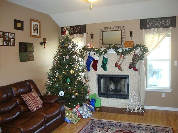 2nd image of 308 Winston Dr