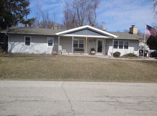 2312 Country Ln, McHenry, IL 60051