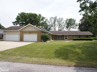 630 Brewer St, Webster City, IA 50595
