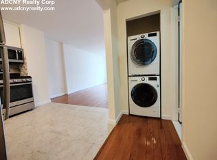 900 E 220th St, Bronx, NY 10469