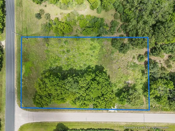 L12 N Poplar Rd, Baraboo, WI 53913