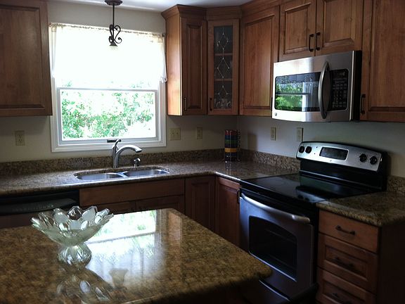 4th image of 2329 Weston Dr