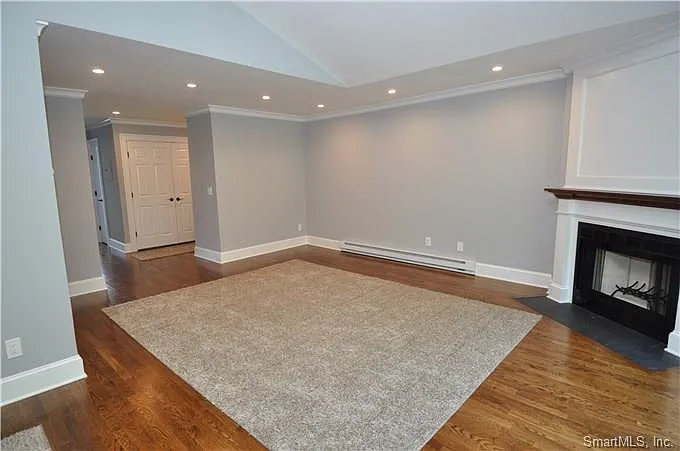 97 Richards Ave #D8 — Photo 6