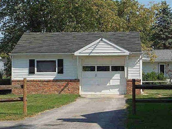 2nd image of 7210 Powlesland Ave
