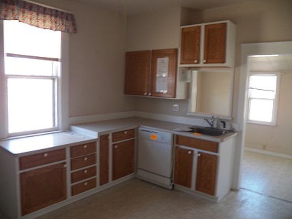 3rd image of 1801 E 11th St