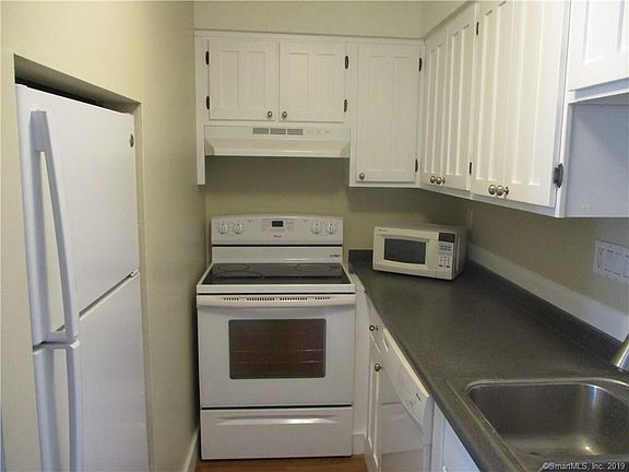 3rd image of 12 Hamre Ln #C
