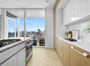 313 W 17th St #1607, Austin, TX 78701
