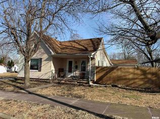 505 N 8th Ave, Canton, IL 61520