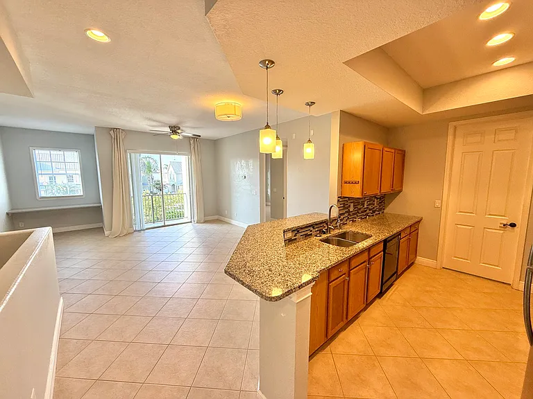 10480 SW Stephanie Way #3203 — Photo 1