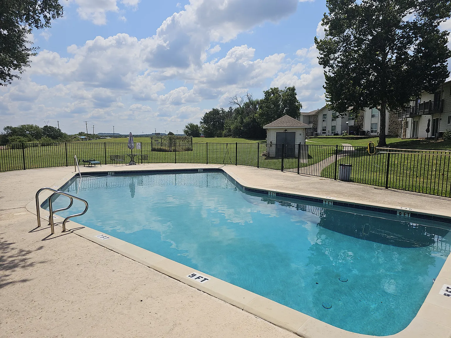1 bed, 600 sqft, $925 — Photo 2