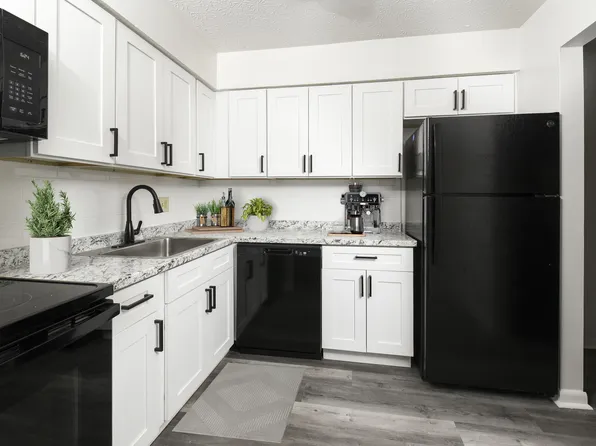 Pointe at Northern Woods