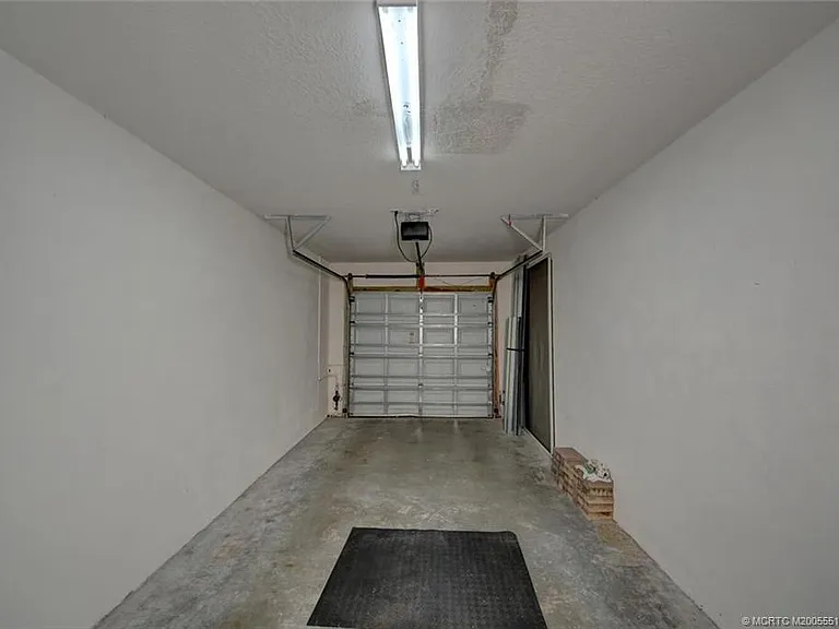 44 SE Sedona Cir #201 — Photo 34