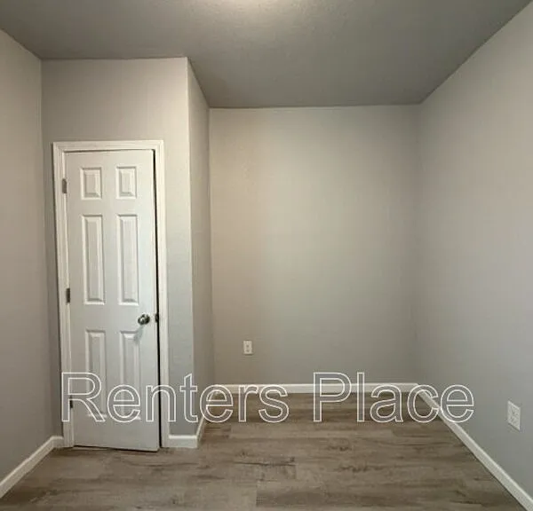 517 S 40th West Ave #A — Photo 8