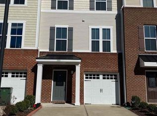 520 Pemberwich Pl, Cary, NC 27519