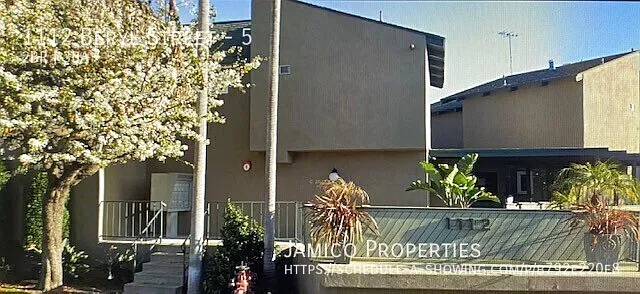 2 bed, 2.5 bath, 1240 sqft, $4,075 — Photo 1