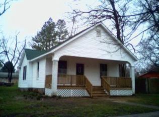 510 N Almond St, Carbondale, IL 62901