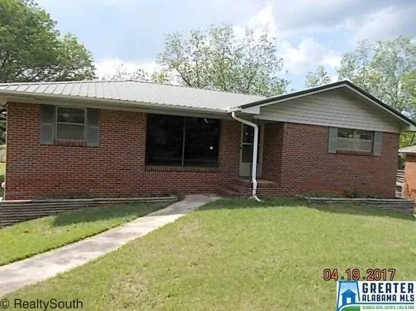 826 Lynn Dale Ln, Birmingham, AL 35214