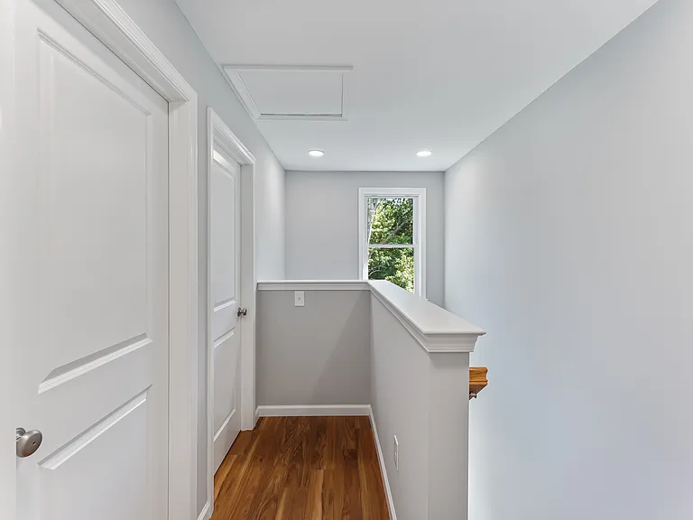 425 E Maple St #2 — Photo 9