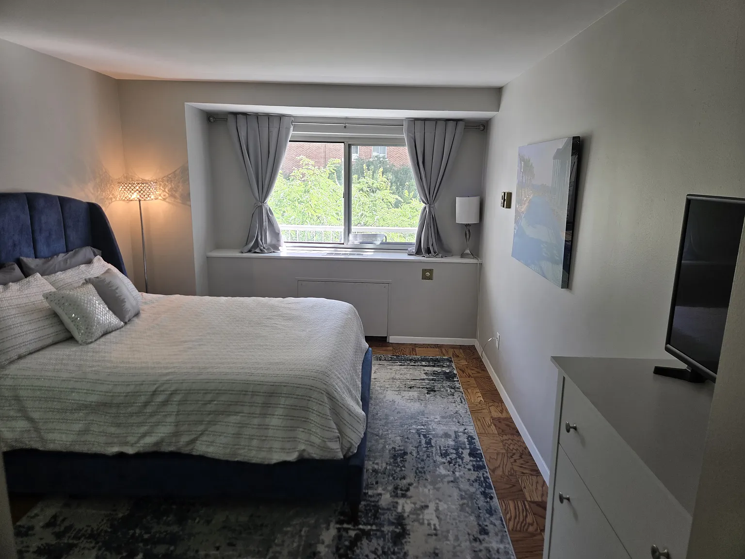 1 bed, 740 sqft, $2,800 — Photo 4