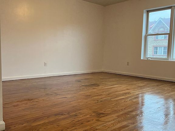 3rd image of 11446 Taipei Ct Fl 2