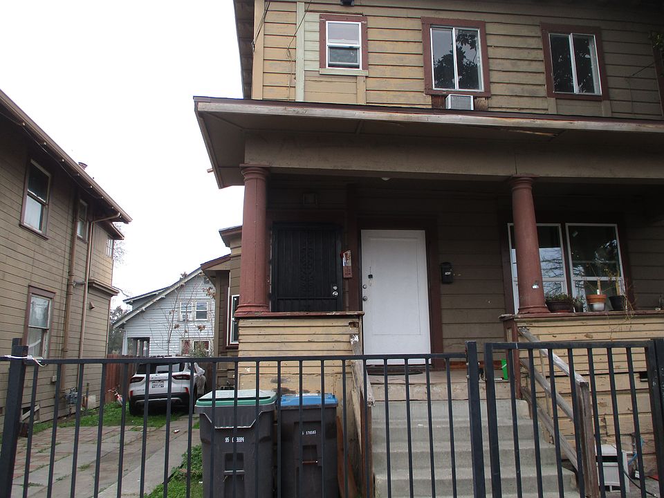 1st image of 145 W Park St #145