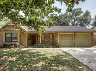 10671 Ivyridge Rd, Houston, TX 77043