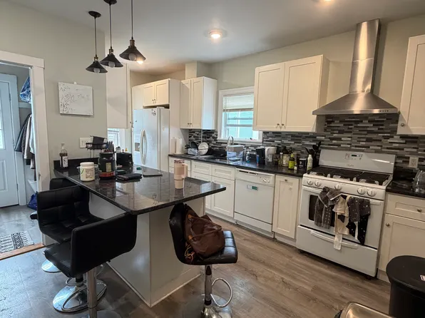 95 Winthrop St #1, Medford, MA 02155
