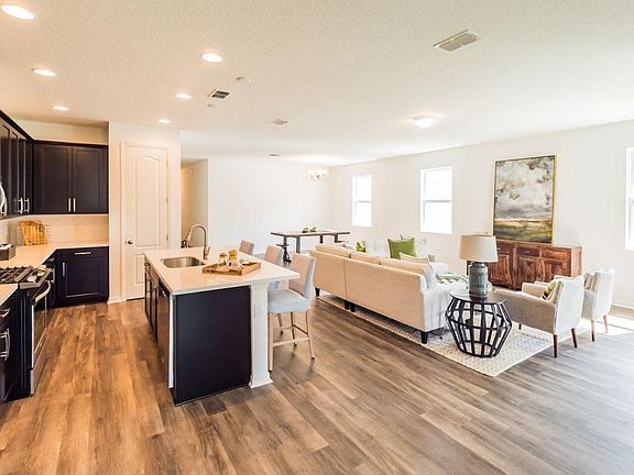 5th image of 15384 Sugar Citrus Dr