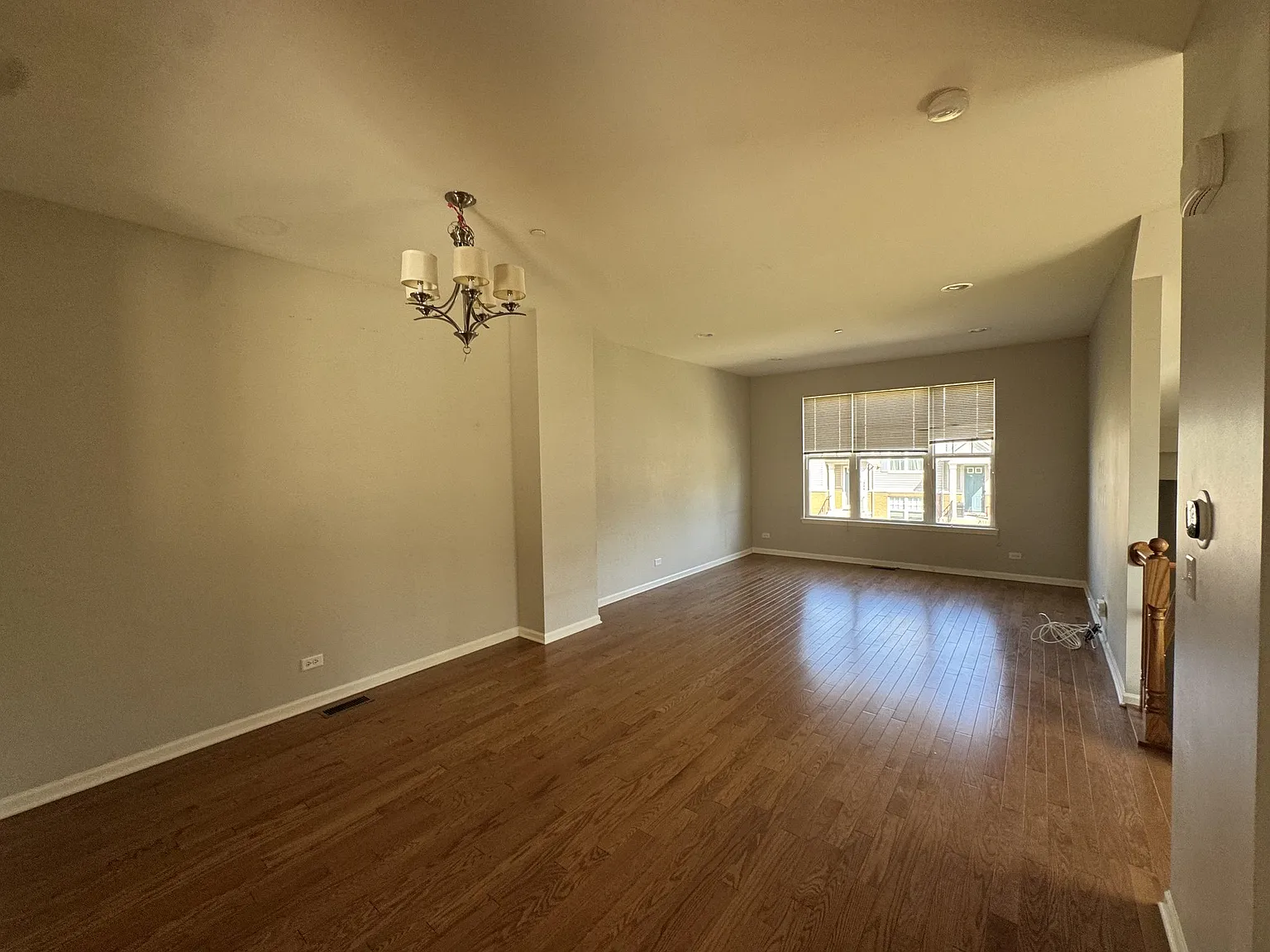 3 bed, 2.5 bath, 2162 sqft, $3,150 — Photo 2