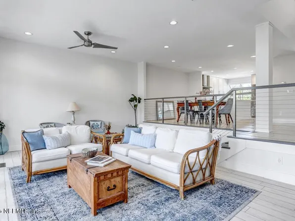 2325 SEMINOLE Road, Atlantic Beach, FL 32233