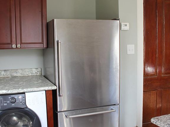 2nd image of 1813 Baronne St #A