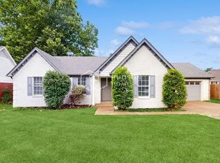 2587 Appling Crest Dr, Memphis, TN 38133