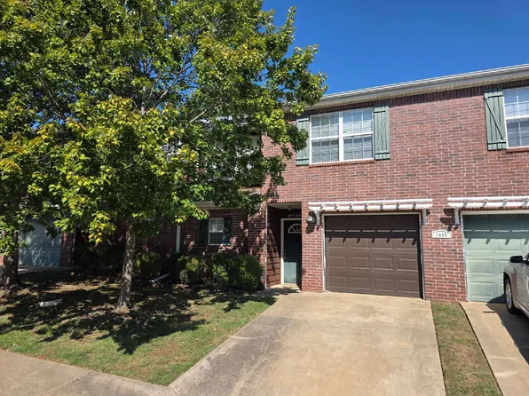 1460 W Junction St, Fayetteville, AR
