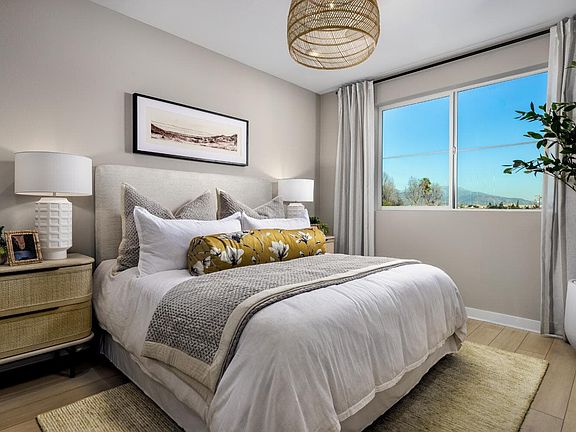 04_Magnolia_Plan 1_Primary Bedroom